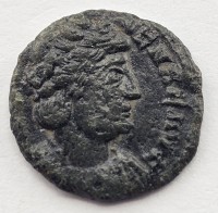 21 · CONSTANTINE I (317-337AD) ROMAN COIN