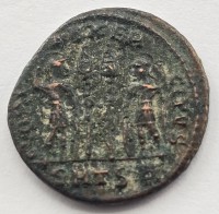 28 · CONSTANTINE I (307-337AD) ROMAN COIN