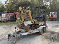 2013 Caterpillar 301.4C Excavator on Trailer