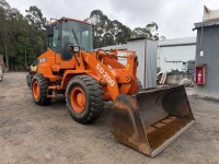 9 · 2014 Doosan SD200 Wheel Loader