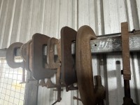 111 · Various heavy duty clamps to wall total quantity o
