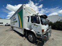 3 · 2005 Mitsubishi Fuso Removalist Truck
