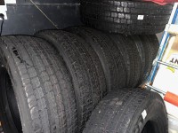 52 · Continental track tyres (brand new) HDR 305/70 R2