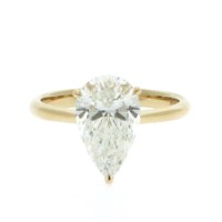 102 · 2 CARATS PEAR DIAMOND SOLITAIRE RING IGI 18K GOLD