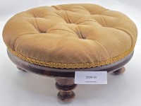 80 · ANTIQUE VICTORIAN FOOT REST