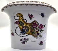 92 · HUTSCHENREUTHER VINTAGE VASE
