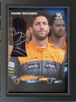 DANIEL RICCIARDO SIGNED GLOVE